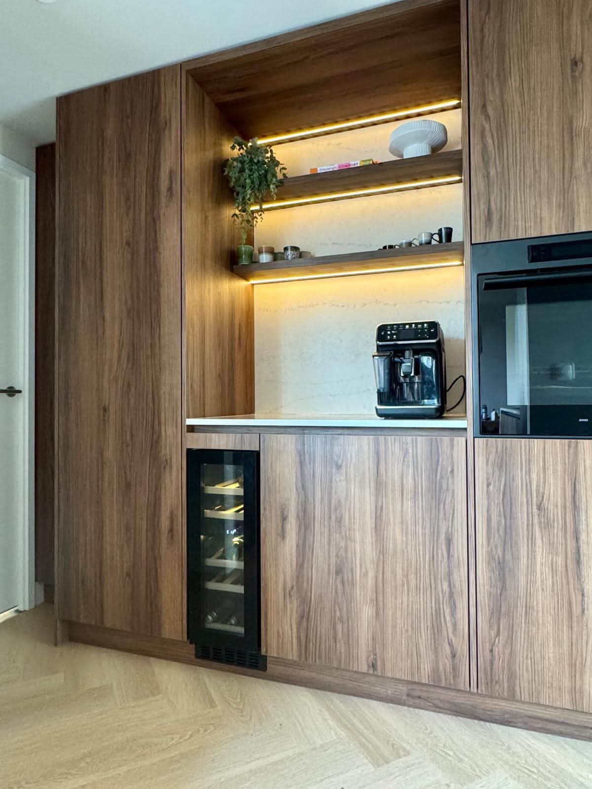 Wijnklimaatkast-in-de-keuken